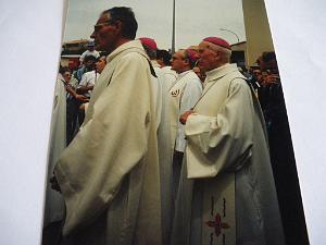 nimes monseigneur lacaste ancien eveque d'oran  ascension a nimes